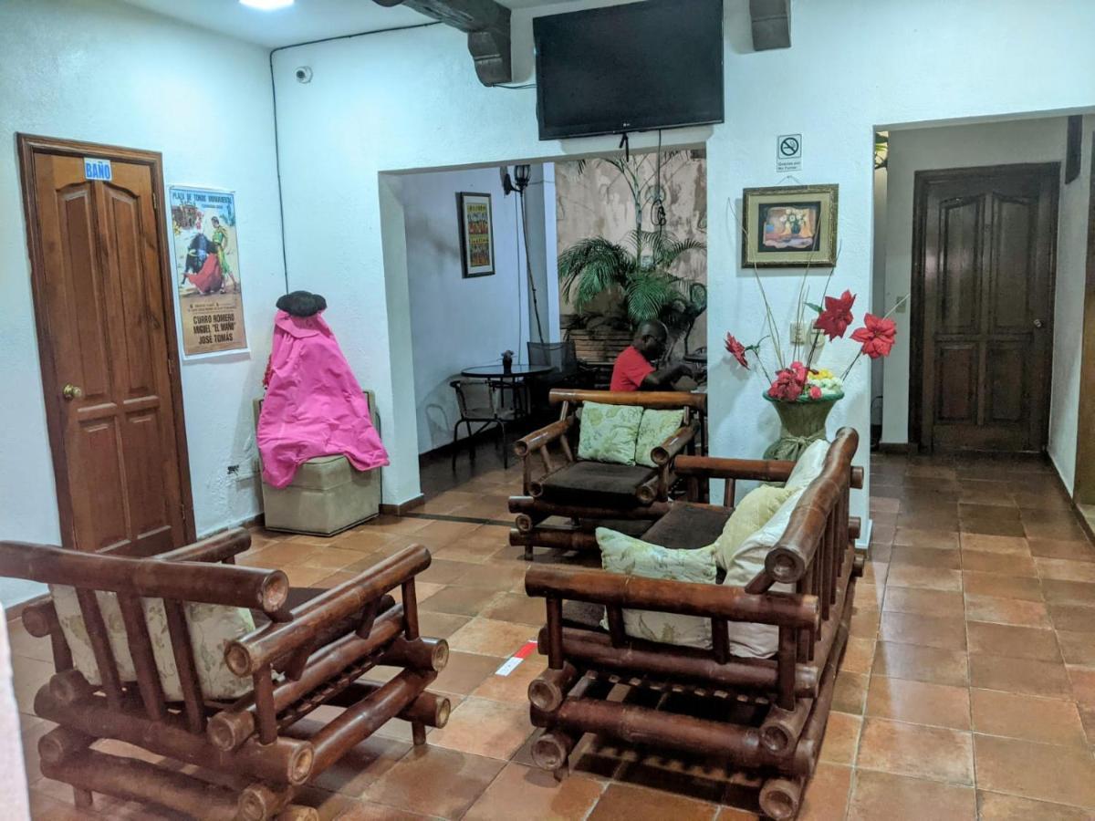 Hotel Aluge Santo Domingo Luaran gambar