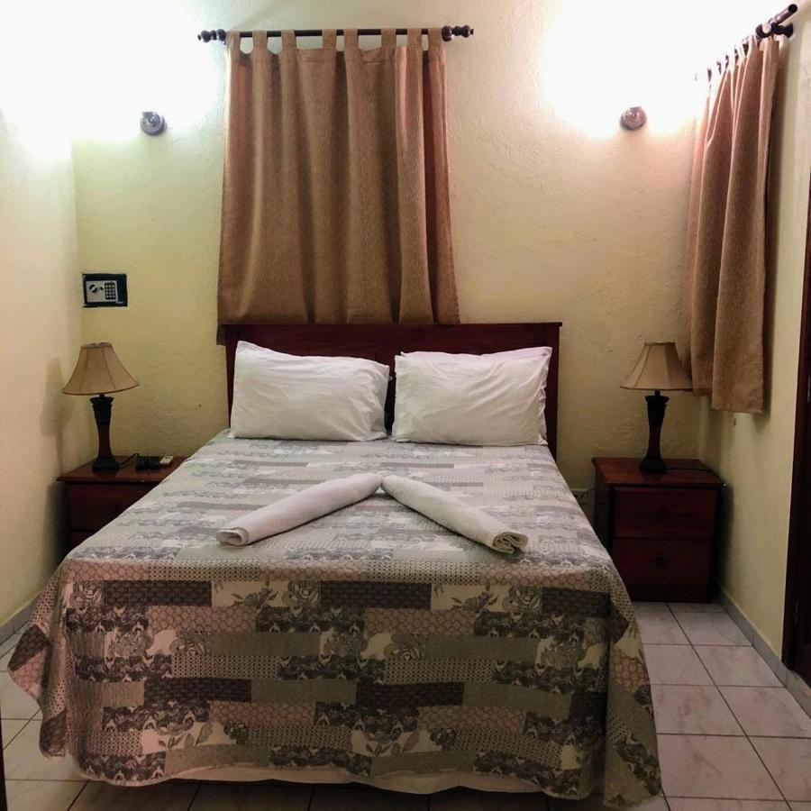 Hotel Aluge Santo Domingo Luaran gambar