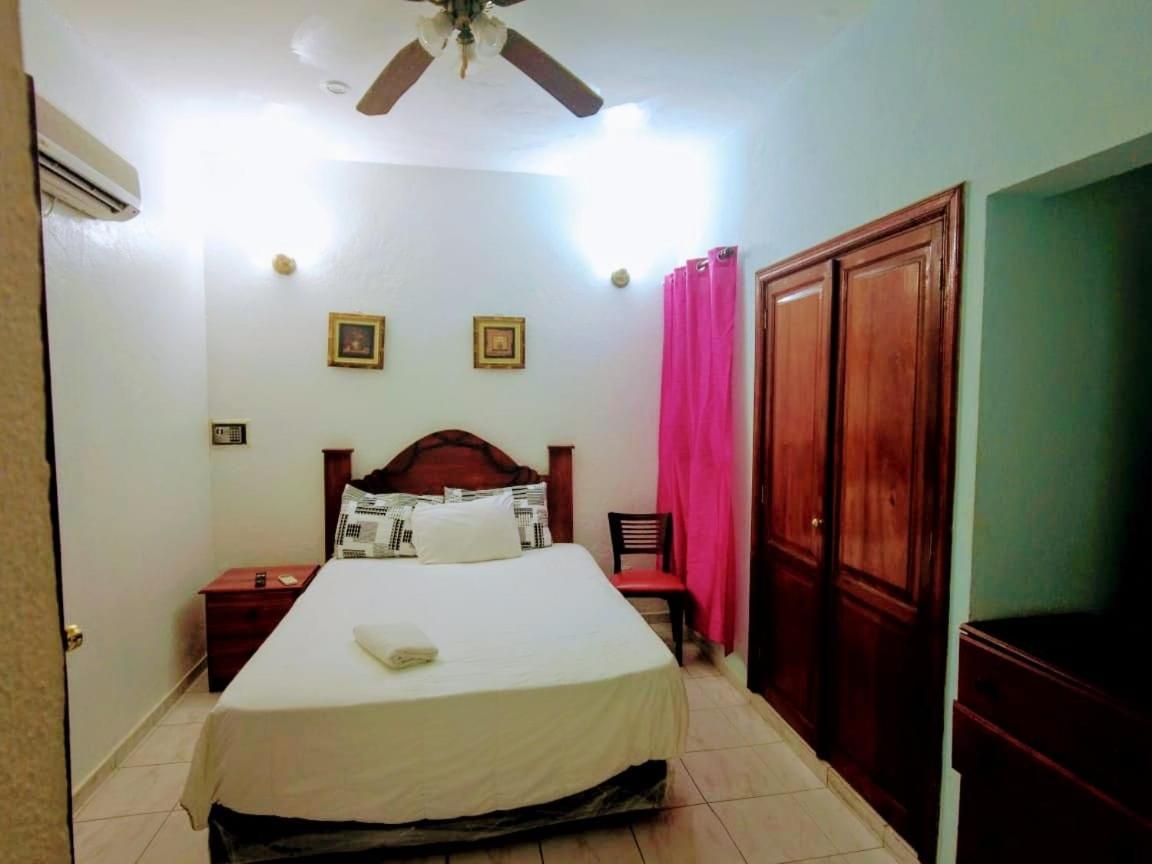 Hotel Aluge Santo Domingo Luaran gambar