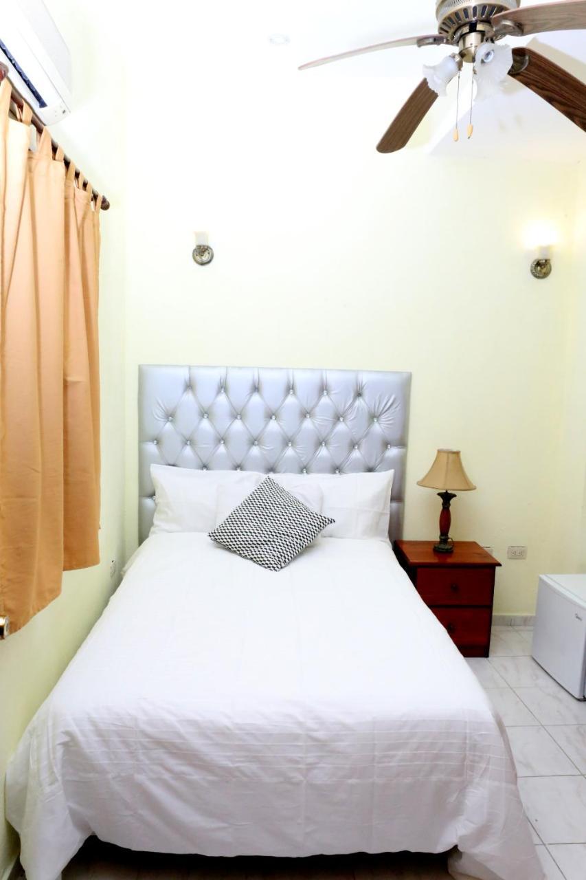 Hotel Aluge Santo Domingo Luaran gambar